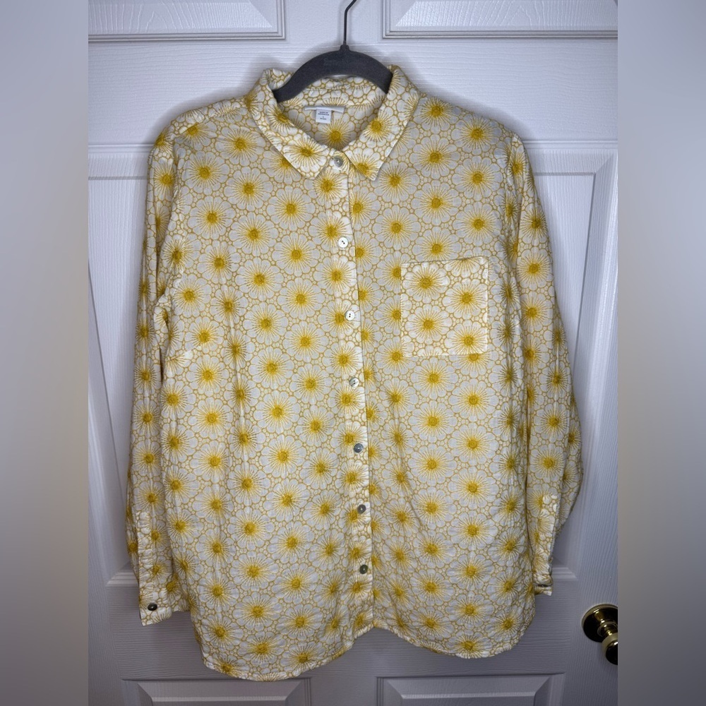 J. Jill Sunburst Embroidered Long Sleeve Button Down Top Size Large Petite GUC